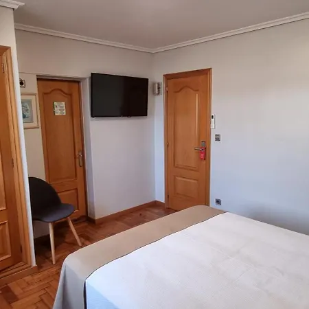 호텔 Miramar Playa America Nigrán